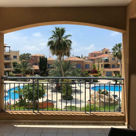 Limnaria Gardens - Modern 1 Bed, Walk To Beach & Shops Paphos Exterior foto