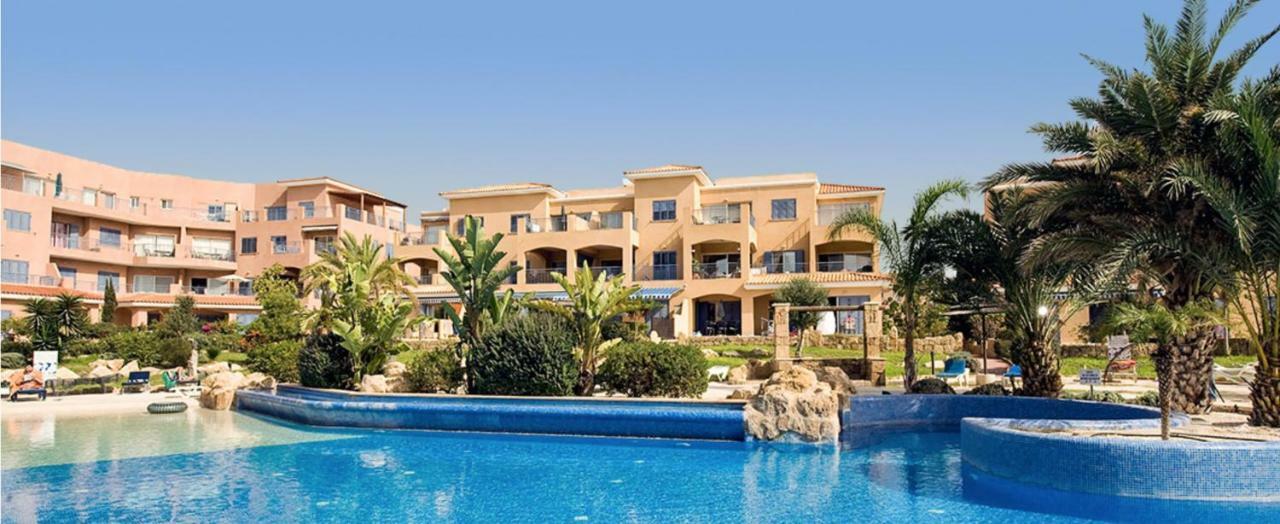 Limnaria Gardens - Modern 1 Bed, Walk To Beach & Shops Paphos Exterior foto